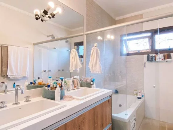Imagem Casa impecável, com acabamentos de ótimo gosto - Granja Viana