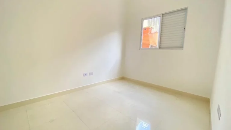 Imagem Casa de Condomínio com 2 dorms, Maracanã, Praia Grande - R$ 250 mil, Cod: 1979