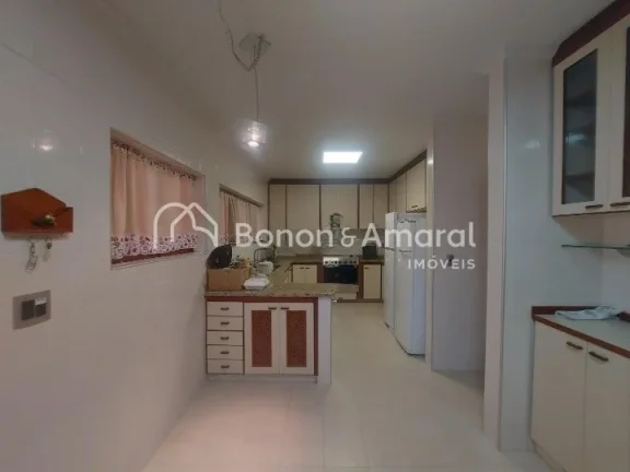 Imagem Casa a venda no Caminhos de San Conrado, com 365 m² de área construída, 4 quartos.