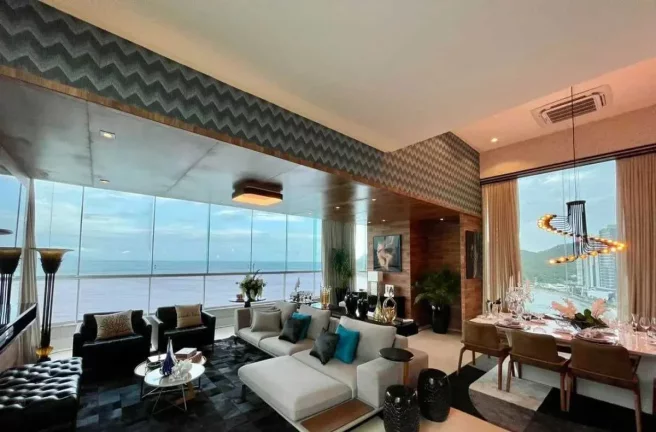 Imagem Cobertura Triplex frente mar com 7 suítes e 6 vagas de garagem em Balneário Camboriú