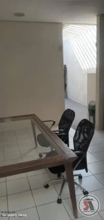 Imagem Prédio Comercial no Centro de PVH