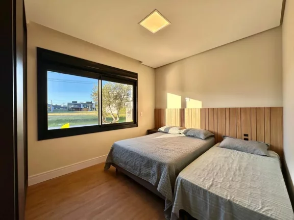 Imagem Casa com 4 Quartos à Venda,  em Remanso - Xangri-la