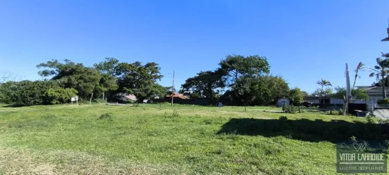 Imagem Terreno de Esquina à Venda no Bairro Passagem, Tubarão/SC