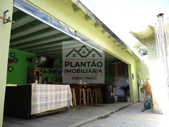 Foto do imóvel: Casa a Venda no bairro Água Verde - Curitiba, PR