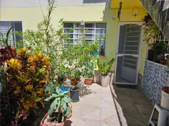 Imagem Casa com 2 dormitórios à venda, 44 m² por R$ 223.000,00 - Vila Carmela I - Guarulhos/SP