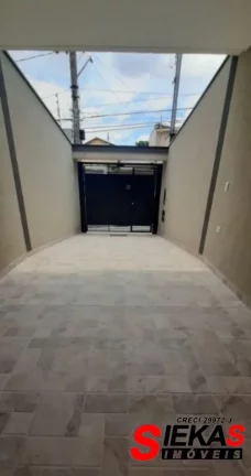 Imagem Impecável residência à venda na Penha de França, São Paulo-SP: 3 quartos, 3 suítes, 1 sala, 4 banheiros, 2 vagas, 121m²!