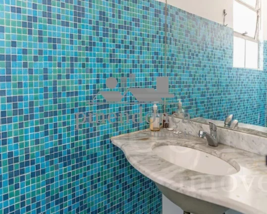 Imagem Cobertura Duplex com 240 m² de área útil em Higienópolis.