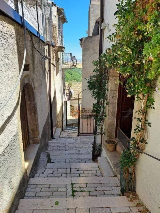 Imagem Casa com 1 suíte à venda, 60 m² - Alberona - Provincia di Foggia/Puglia