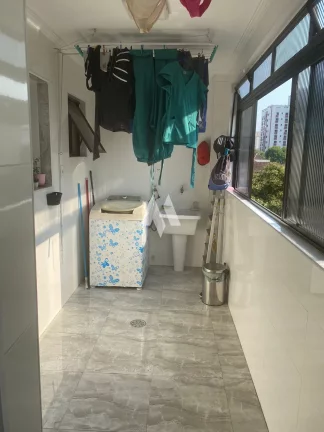 Imagem Apartamento Embaré - Com 2 quartos (01 suíte) e dependência completa - Próximo ao Canal 5 -