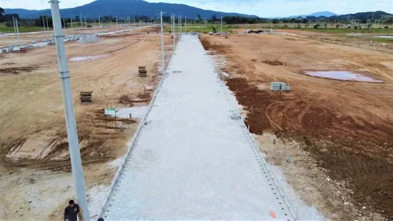 Imagem Terreno com 200m² no Bairro Sertão do Trombudo na Cidade de Itapema/SC