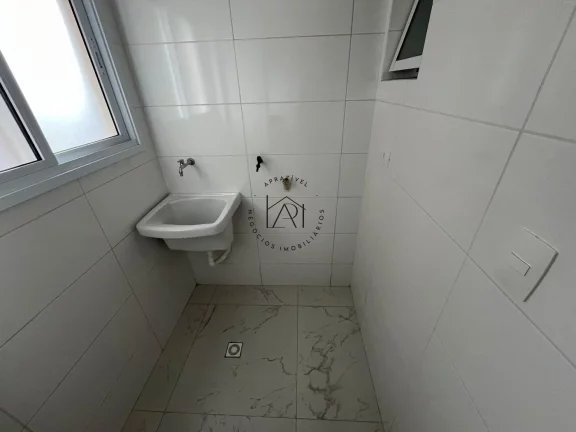 Imagem Apartamento para Venda em Praia Grande, Caiçara, 2 dormitórios, 1 suíte, 2 banheiros, 1 vaga