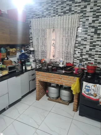 Imagem VENDO CASA NO BAIRRO JARDIM PEDREIRA!