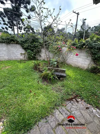 Imagem Casa a Venda no Bairro Jardim Califórnia em Campos do Jordão - SP.