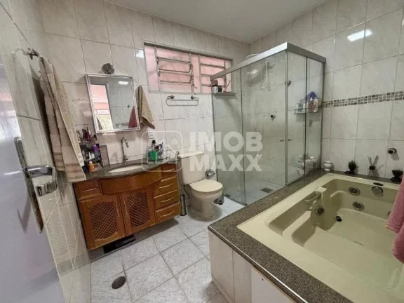Imagem Luxuosa Casa na Asa Sul: 6 Dormitórios e 4 Suítes à Venda na W3 - 709 sul