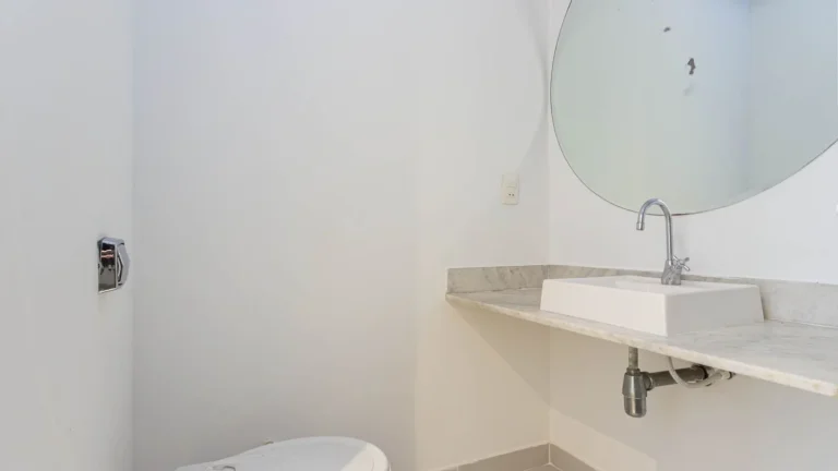 Imagem Apartamento Lagoa - 79M², 2 Dorms, 1 Suíte, 1 Vaga Demarcada, Armários.