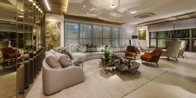 Imagem Magnífico apartamento no Cambuí, no Edifício Le Reve, com 316 m². 

O imóvel possui living para...