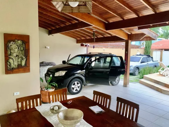 Imagem Ótima Casa na praia das Toninhas