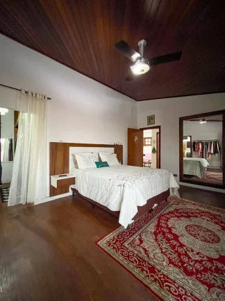 Imagem Casa com 4 quartos à venda, 345 m² por R$ 2.390.000 - Santana de Parnaíba/SP