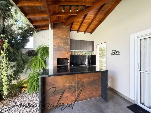 Imagem Casa de alto padrão à venda em condomínio fechado em Valinhos-SP - 4 quartos, 1 suíte, 2 salas, 3 banheiros, 4 vagas - 188m²! Imagem Casa de alto padrão à venda em condomínio fechado em Valinhos-SP - 4 quartos, 1 suíte, 2 salas, 3 banheiros, 4 vagas - 188m²!
