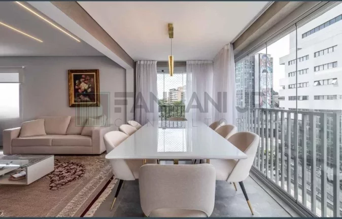Imagem Venha se encantar com este apartamento deslumbrante, com projeto assinado pelo renomado escritório norueguês SPOL Architects, localizado nos prestigia