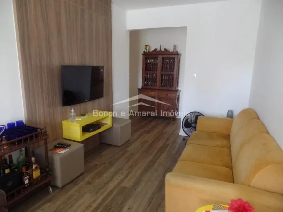 Imagem Casa à venda na Chácara da Barra. 

São duas casas no terreno, totalmente repaginadas
Frente : Ru...