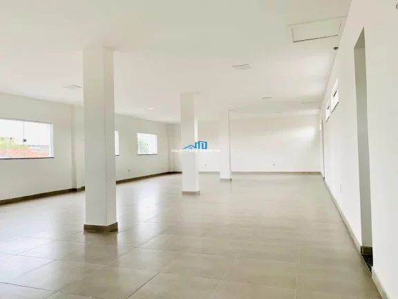 Imagem Ponto Comercial para Locação em Feira de Santana, Tomba, 2 banheiros
