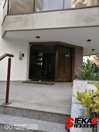 Imagem Apartamento de luxo no coração do Tatuapé: 4 quartos, 4 suítes, 2 salas, 8 vagas de garagem e 228m² - São Paulo-SP