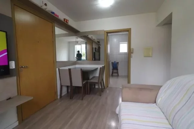 Imagem Apartamento de 2 dormitórios semi mobiliado em localização privilegiada de Novo Hamburgo