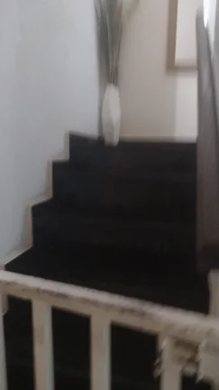 Imagem Sobrado à venda em Santo André-SP: 3 quartos, 2 banheiros, 2 vagas de garagem, 188m² no Jardim Las Vegas!