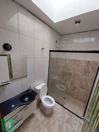 Imagem Sobrado à venda em São Paulo, Parque Bristol, com 2 quartos