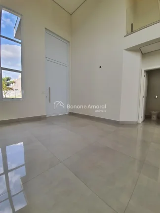 Imagem Excelente casa à venda em Condomínio Fechado, Swiss Park, Campinas.
Garagem 2 + 2
Hall Externo 
Ha...