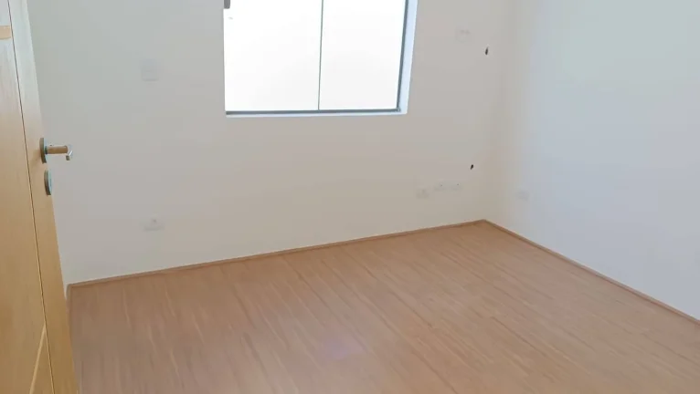 Imagem Casa Nova com 2 dormitórios e 1 suíte no Jardim Aeroporto