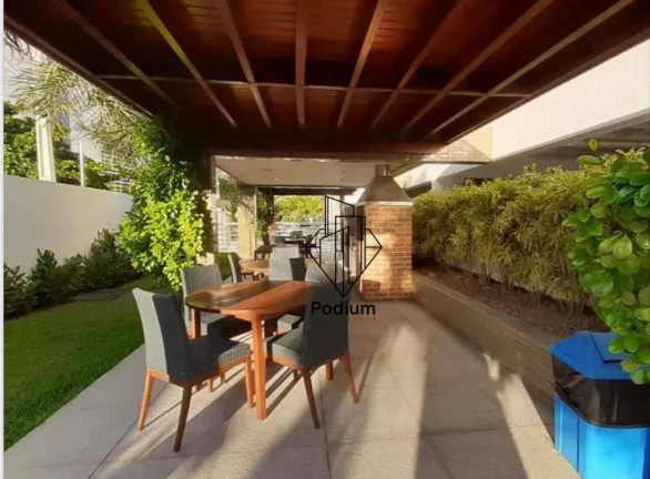 Imagem Apartamento com varanda/sacada gourmet, móveis projetados e vista para o mar em condomínio club no Altiplano Cabo Branco -AP2825.