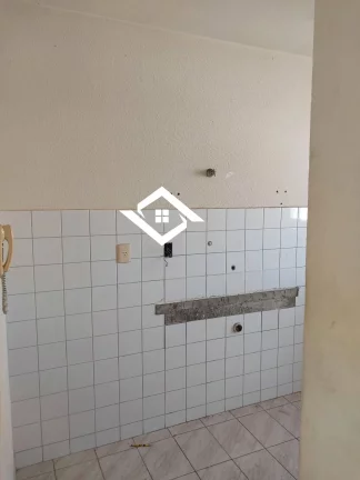 Imagem Alugo apartamento no Condomínio Toulon