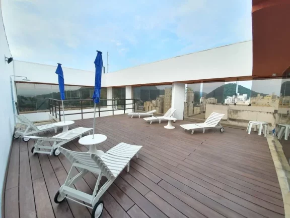 Imagem Flat com 2 dormitórios à venda, 76 m² - Pitangueiras - Guarujá/SP