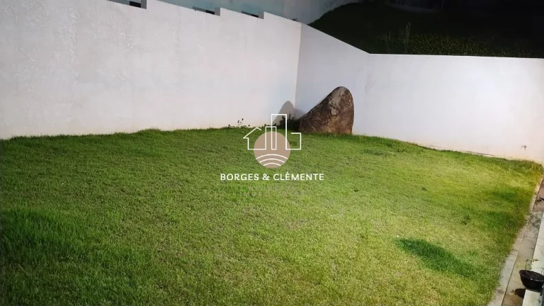 Imagem Sobrado Condomínio Sauá II - Atibaia/Porteira Fechada