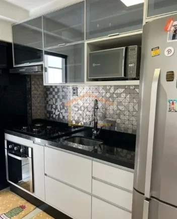 Imagem Apartamento amplo e aconchegante, 2 dormitórios, sendo 1 suíte, com armários planejados, 2 banhei...