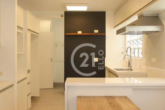 Imagem Apartamento com 3 quartos para alugar nos Jardins - SP