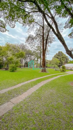 Imagem EXCELENTE CHÁCARA Á VENDA DENTRO DA CIDADE, COM FRENTE PARA AVENIDA, EM ÁREA DE EXPANSÃO DA CIDADE, LOCALIZAÇÃO ESTRATÉGICA.