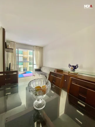 Imagem Com 65m² bem distribuídos, esse apê no andar alto é puro charme e funcionalidade. São 2 quartos...