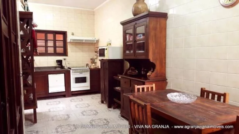 Imagem Casa com 3 dormitórios à venda, 198 m² - GRANJA VIANA – VILA DIVA - Carapicuíba/SP