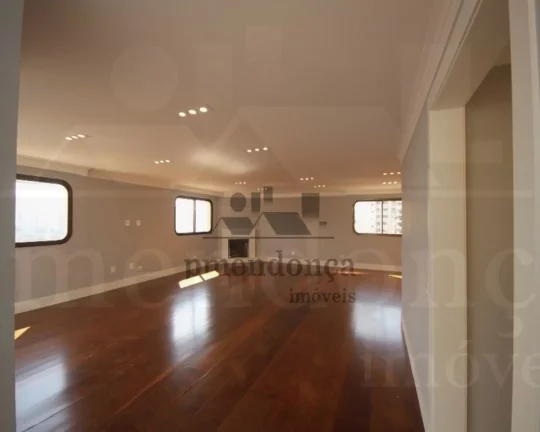 Imagem Cobertura Duplex, reformada em fino acabamento, ar condicionado nas suítes e armários embutidos. 1...