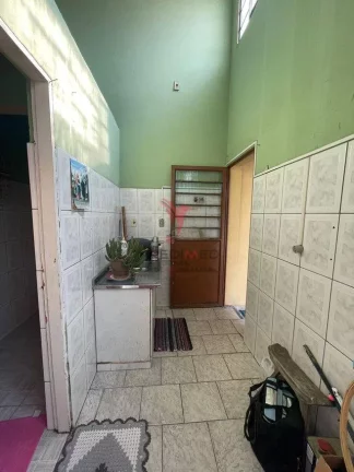 Imagem Casa para venda com ponto comercial no Parque São Francisco, Guaratinguetá