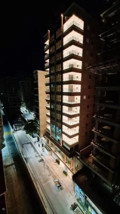 Imagem Apartamento 4 dormitórios para Venda em Itapema, meia praia, 4 dormitórios, 4 suítes, 5 banheiros, 3 vagas