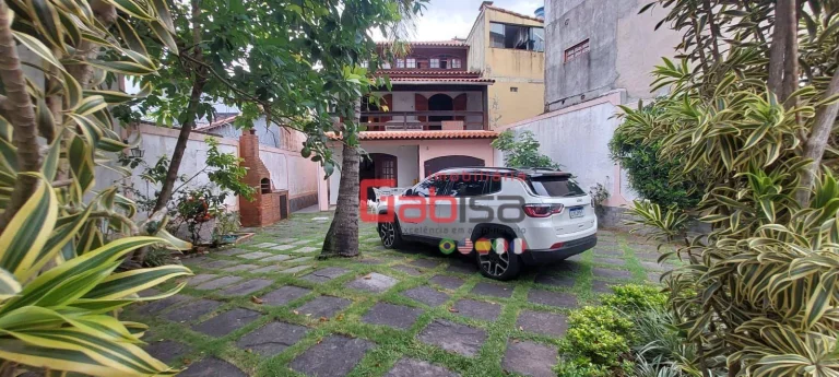 Casa com 5 dormitórios à venda, 200 m² por R$ 1.400.000,00 - Centro - Arraial do Cabo/RJ