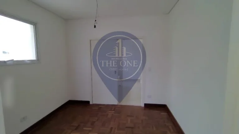 Imagem Luxuosa Casa em Condomínio à Venda em Alphaville, Santana de Parnaíba-SP: 4 Quartos, 4 Suítes, 3 Salas, 6 Banheiros, 6 Vagas, 430m².