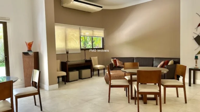 Imagem Apartamento à venda em Moema, SP: 3 quartos, 1 suíte, 1 sala, 2 vagas, 118m² de área. Venha conferir!