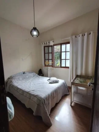 Imagem Casa para Venda em Teresópolis / RJ no bairro Pessegueiros