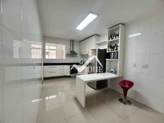 Imagem Ótimo Apartamento 2 dormitórios mais dependência na quadra da praia Aparecida em Santos