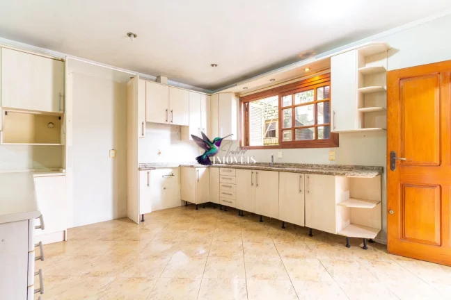 Imagem Casa à venda no bairro Vila Eunice Nova - Cachoeirinha/RS